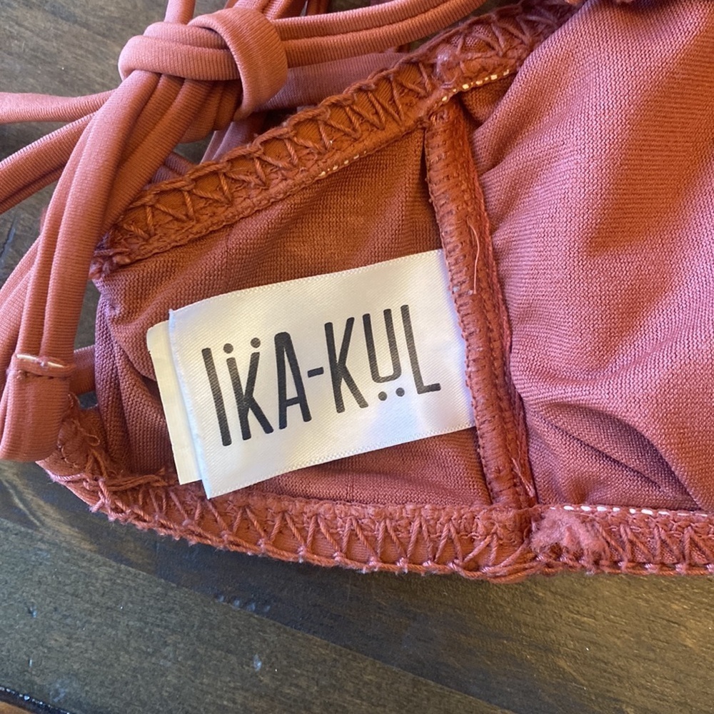 IKA KUL embroidered full coverage copper crochet bikini top size M - Picture 4 of 5